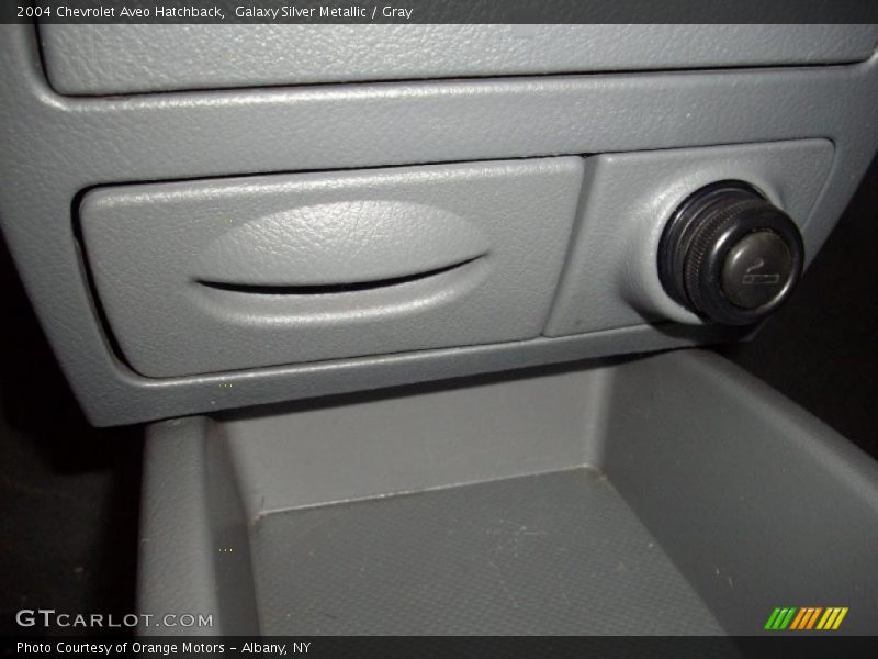 Galaxy Silver Metallic / Gray 2004 Chevrolet Aveo Hatchback