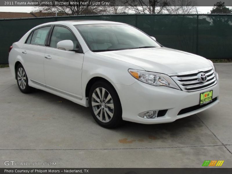 Blizzard White Pearl / Light Gray 2011 Toyota Avalon Limited