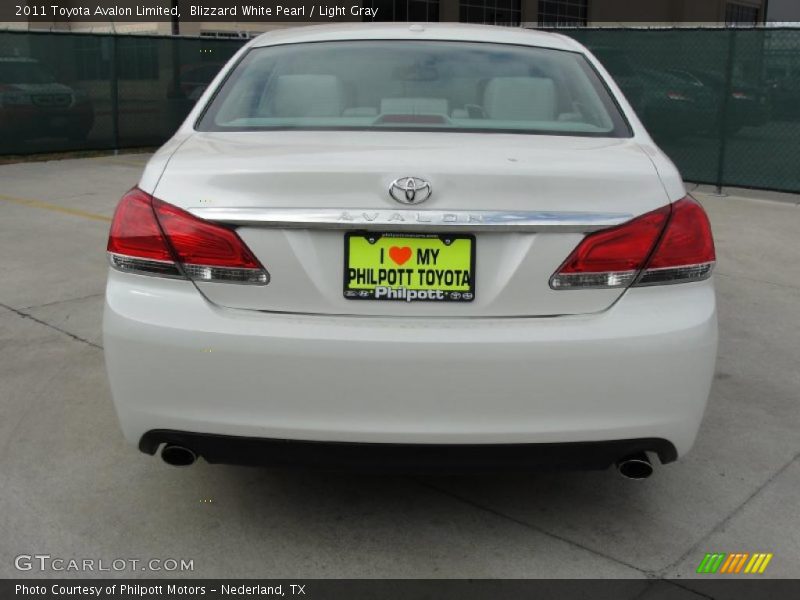 Blizzard White Pearl / Light Gray 2011 Toyota Avalon Limited