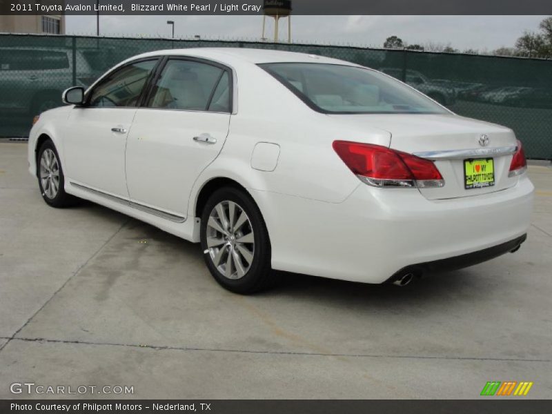 Blizzard White Pearl / Light Gray 2011 Toyota Avalon Limited