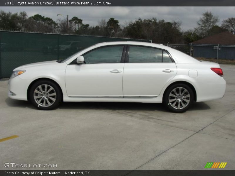 Blizzard White Pearl / Light Gray 2011 Toyota Avalon Limited