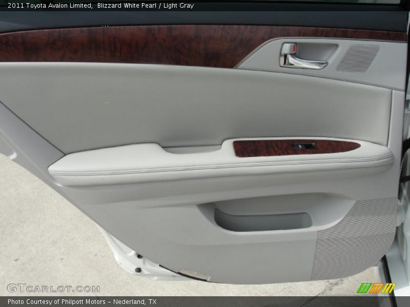 Blizzard White Pearl / Light Gray 2011 Toyota Avalon Limited