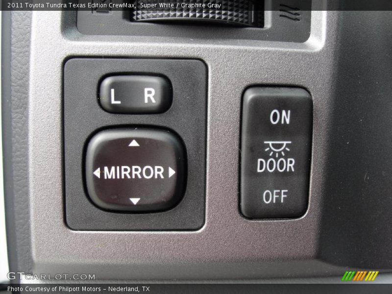 Super White / Graphite Gray 2011 Toyota Tundra Texas Edition CrewMax
