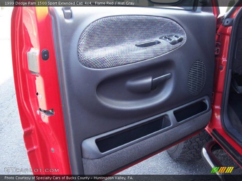 Door Panel of 1999 Ram 1500 Sport Extended Cab 4x4