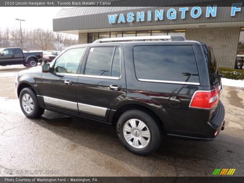 Tuxedo Black Metallic / Camel 2010 Lincoln Navigator 4x4