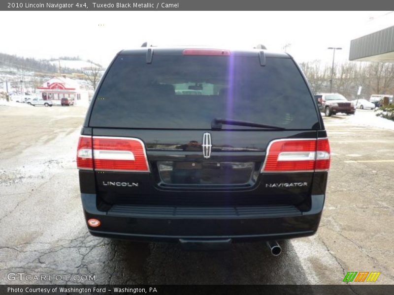 Tuxedo Black Metallic / Camel 2010 Lincoln Navigator 4x4