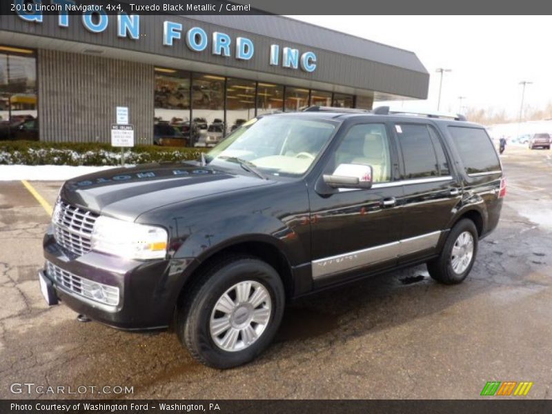 Tuxedo Black Metallic / Camel 2010 Lincoln Navigator 4x4