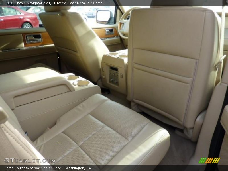 Tuxedo Black Metallic / Camel 2010 Lincoln Navigator 4x4