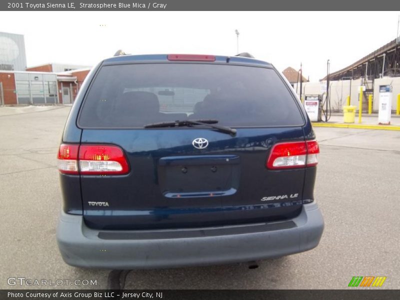 Stratosphere Blue Mica / Gray 2001 Toyota Sienna LE