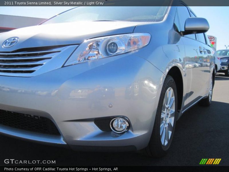 Silver Sky Metallic / Light Gray 2011 Toyota Sienna Limited