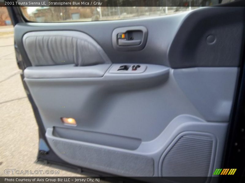 Stratosphere Blue Mica / Gray 2001 Toyota Sienna LE