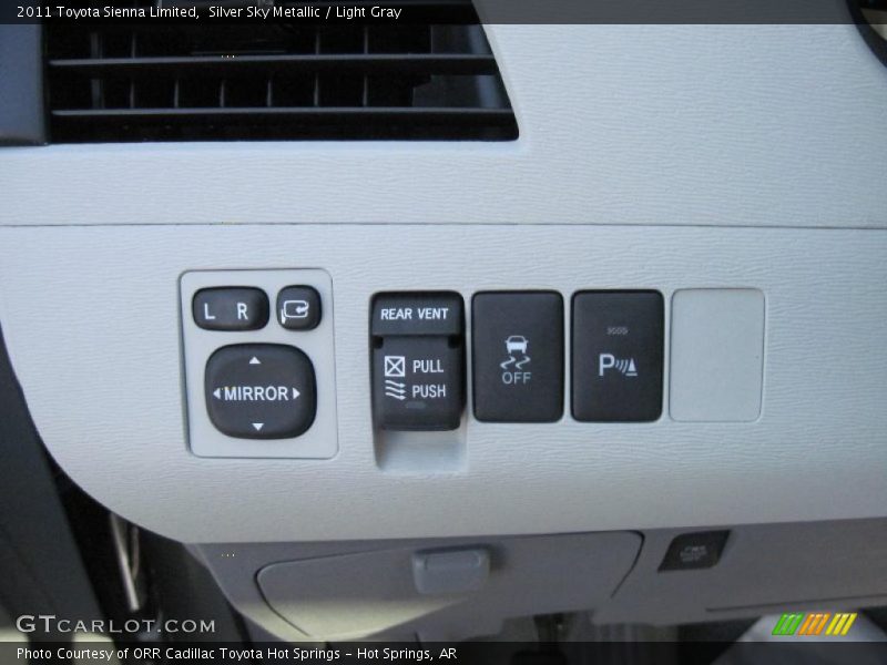 Silver Sky Metallic / Light Gray 2011 Toyota Sienna Limited