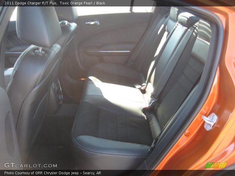 Toxic Orange Pearl / Black 2011 Dodge Charger R/T Plus