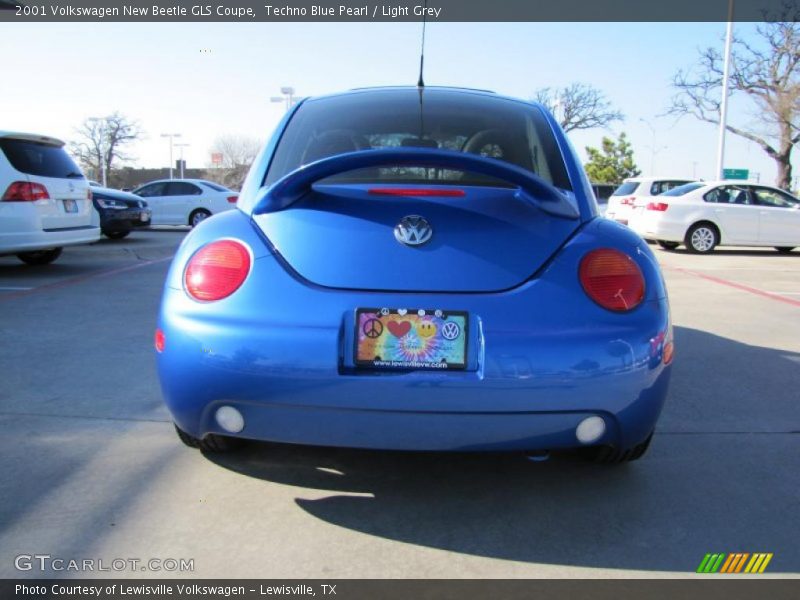 Techno Blue Pearl / Light Grey 2001 Volkswagen New Beetle GLS Coupe