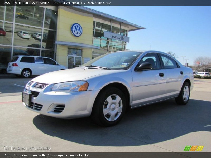 Bright Silver Metallic / Dark Slate Gray 2004 Dodge Stratus SE Sedan