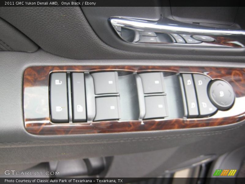 Onyx Black / Ebony 2011 GMC Yukon Denali AWD