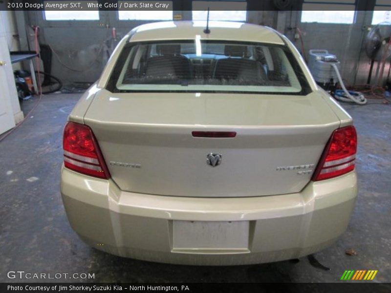 White Gold / Dark Slate Gray 2010 Dodge Avenger SXT