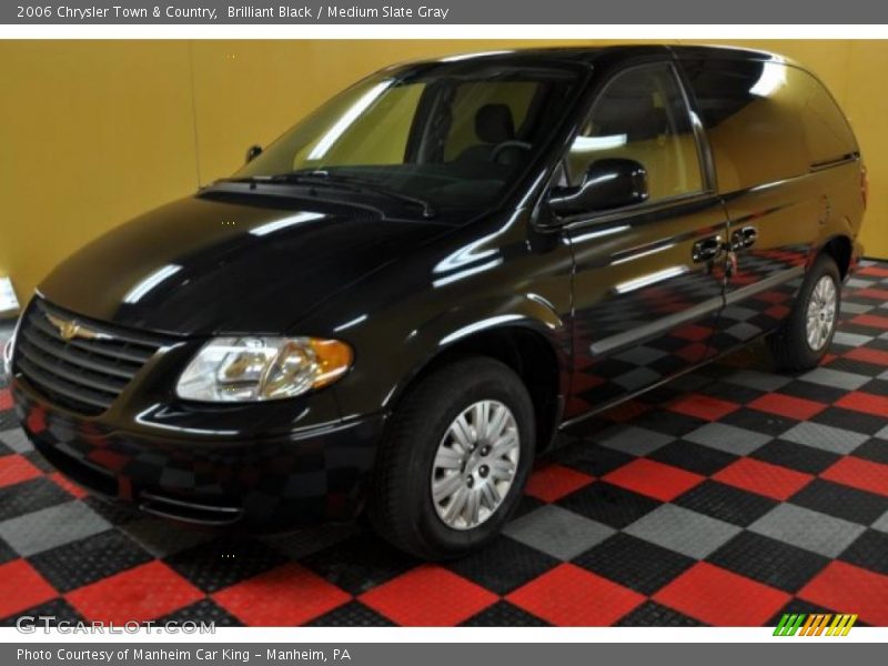 Brilliant Black / Medium Slate Gray 2006 Chrysler Town & Country