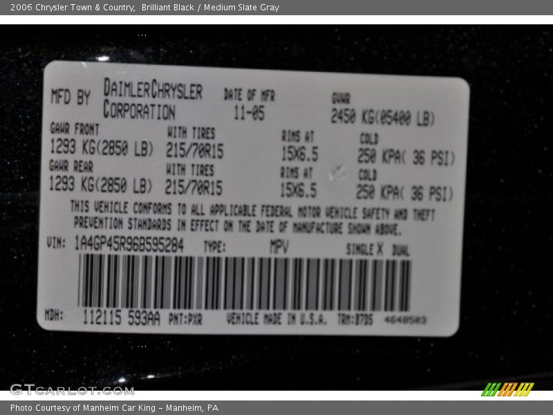 Brilliant Black / Medium Slate Gray 2006 Chrysler Town & Country