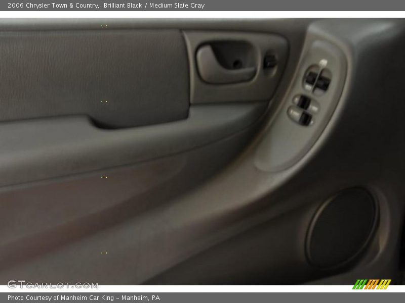 Brilliant Black / Medium Slate Gray 2006 Chrysler Town & Country