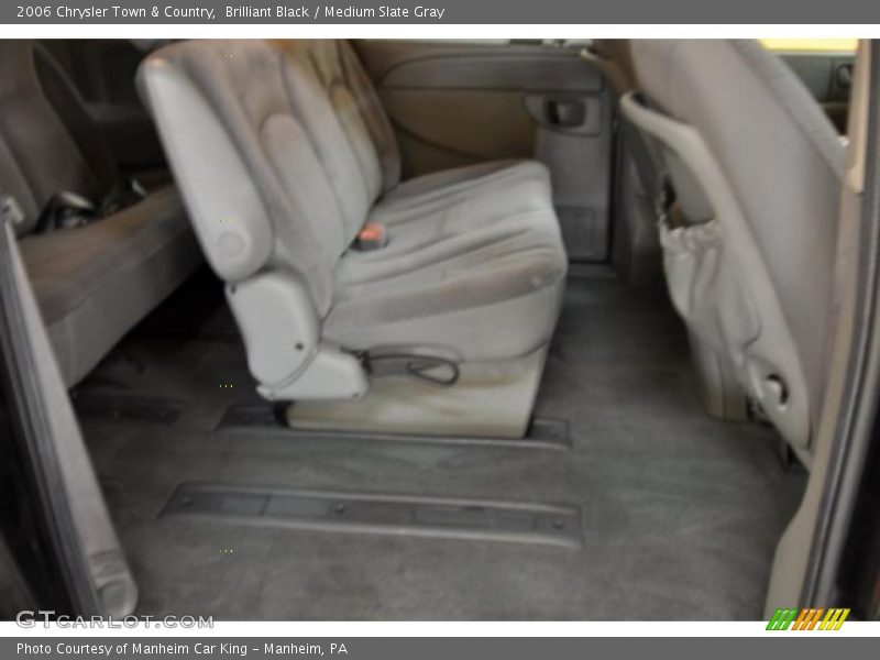 Brilliant Black / Medium Slate Gray 2006 Chrysler Town & Country