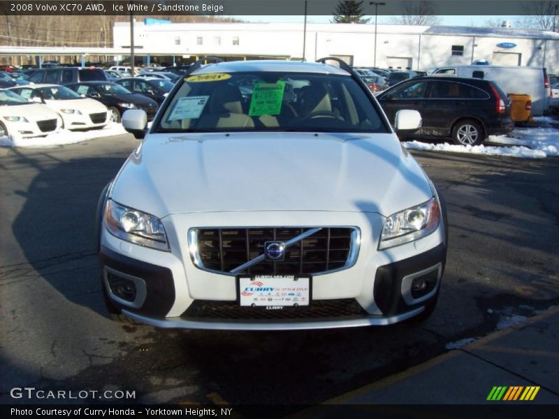 Ice White / Sandstone Beige 2008 Volvo XC70 AWD
