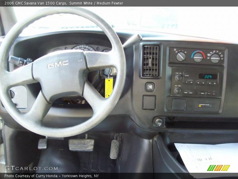 Summit White / Medium Pewter 2006 GMC Savana Van 1500 Cargo