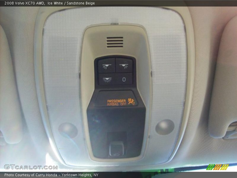 Ice White / Sandstone Beige 2008 Volvo XC70 AWD