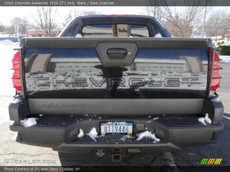 Black / Dark Charcoal 2003 Chevrolet Avalanche 1500 Z71 4x4