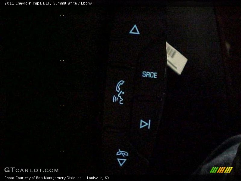 Summit White / Ebony 2011 Chevrolet Impala LT