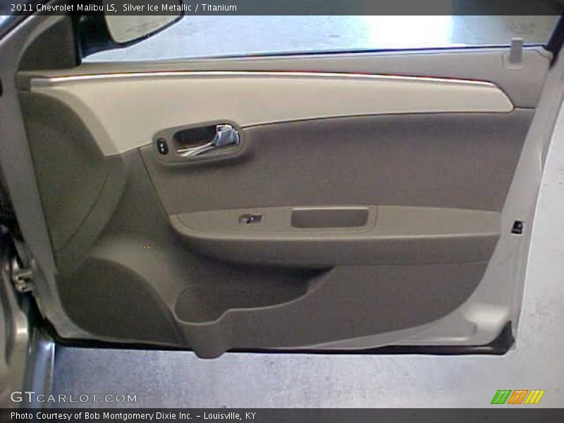 Silver Ice Metallic / Titanium 2011 Chevrolet Malibu LS