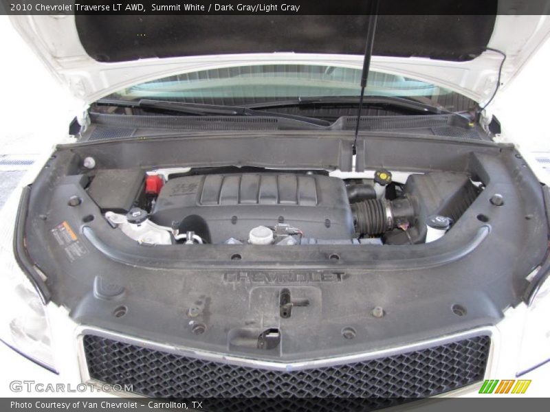 Summit White / Dark Gray/Light Gray 2010 Chevrolet Traverse LT AWD