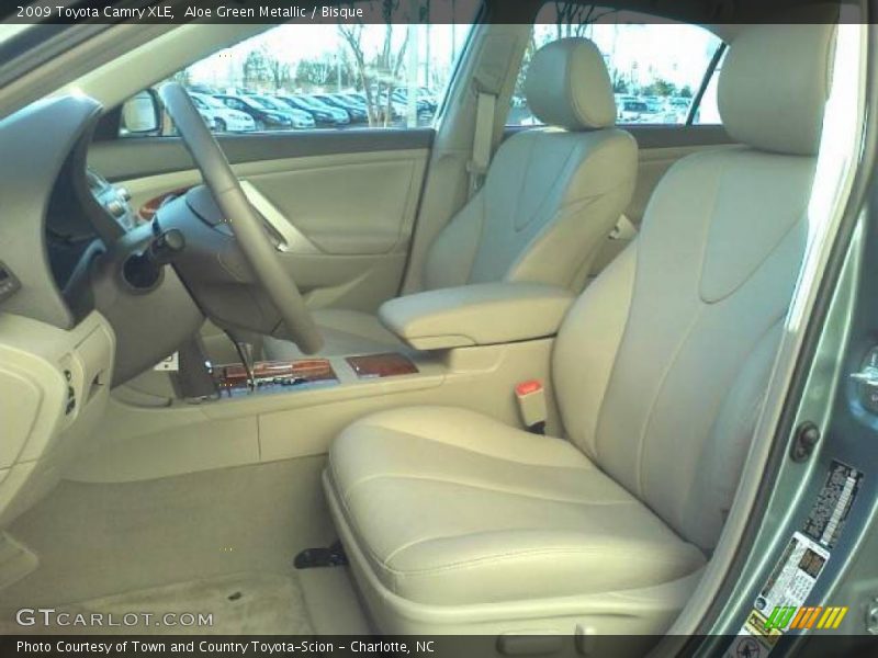 Aloe Green Metallic / Bisque 2009 Toyota Camry XLE