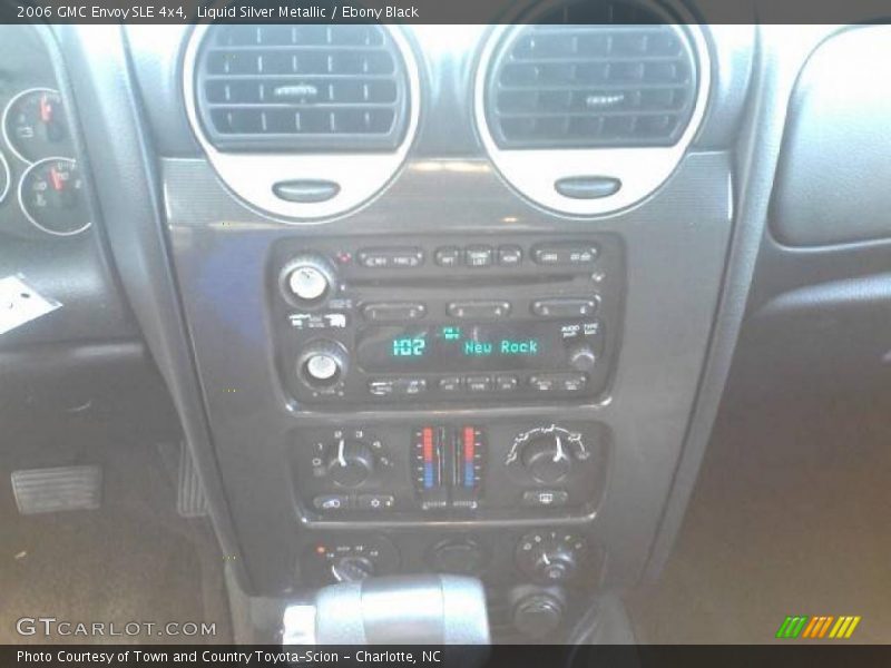 Liquid Silver Metallic / Ebony Black 2006 GMC Envoy SLE 4x4