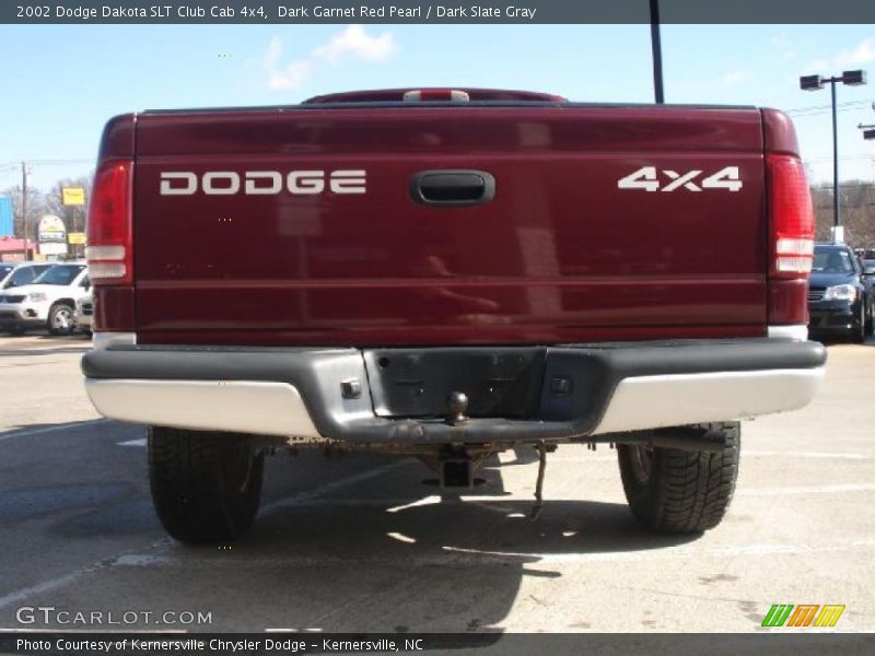 Dark Garnet Red Pearl / Dark Slate Gray 2002 Dodge Dakota SLT Club Cab 4x4