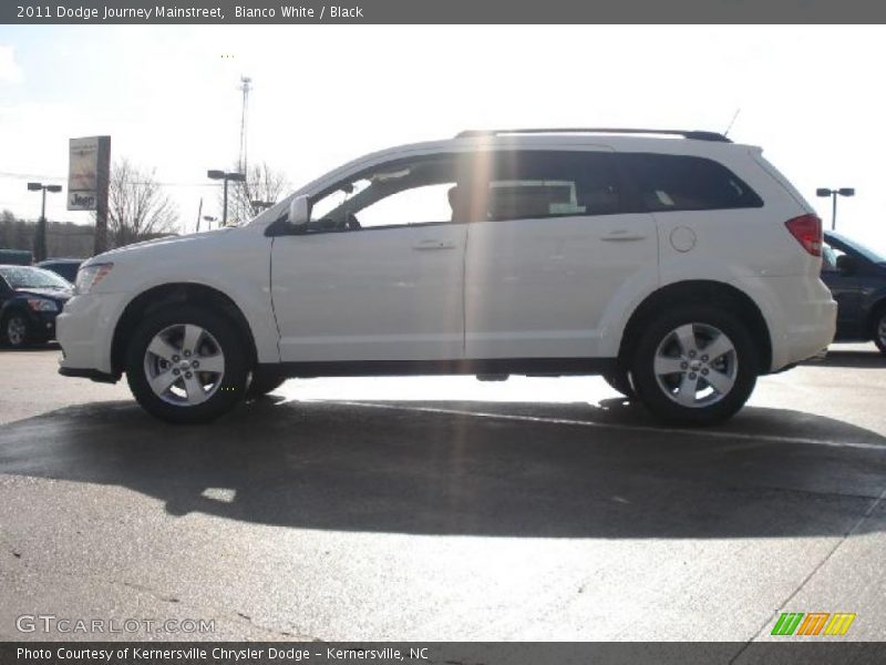 Bianco White / Black 2011 Dodge Journey Mainstreet