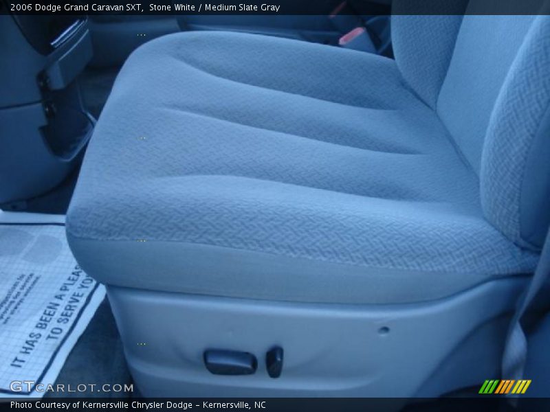 Stone White / Medium Slate Gray 2006 Dodge Grand Caravan SXT