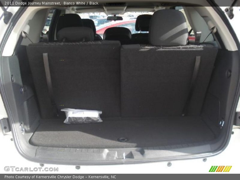 Bianco White / Black 2011 Dodge Journey Mainstreet