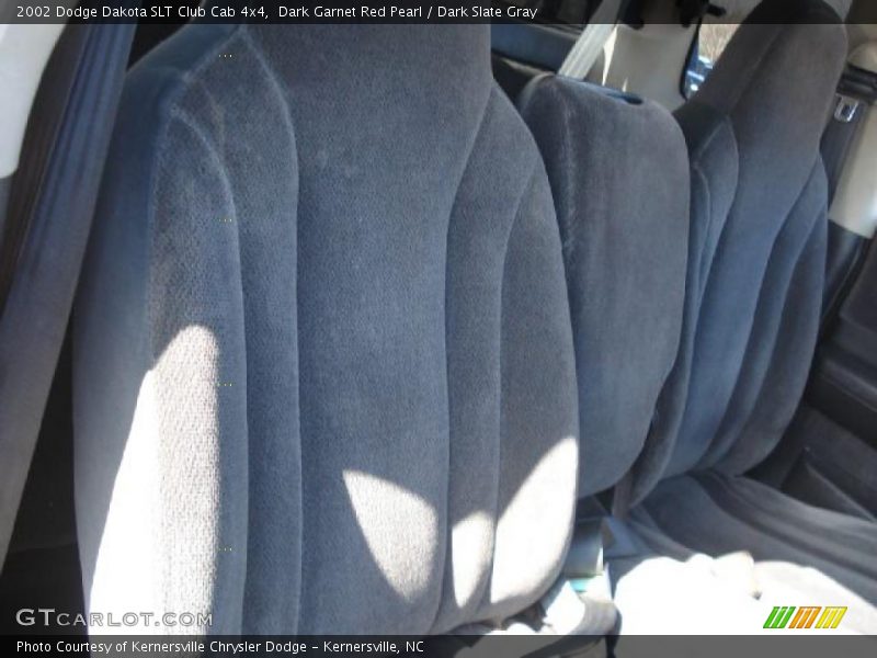 Dark Garnet Red Pearl / Dark Slate Gray 2002 Dodge Dakota SLT Club Cab 4x4