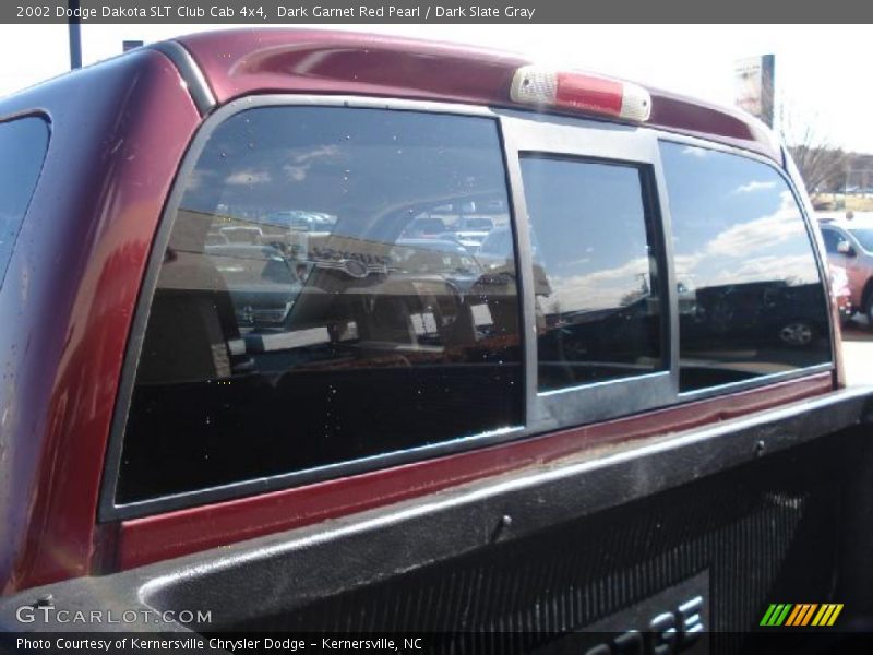 Dark Garnet Red Pearl / Dark Slate Gray 2002 Dodge Dakota SLT Club Cab 4x4