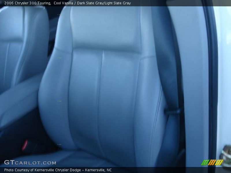 Cool Vanilla / Dark Slate Gray/Light Slate Gray 2006 Chrysler 300 Touring