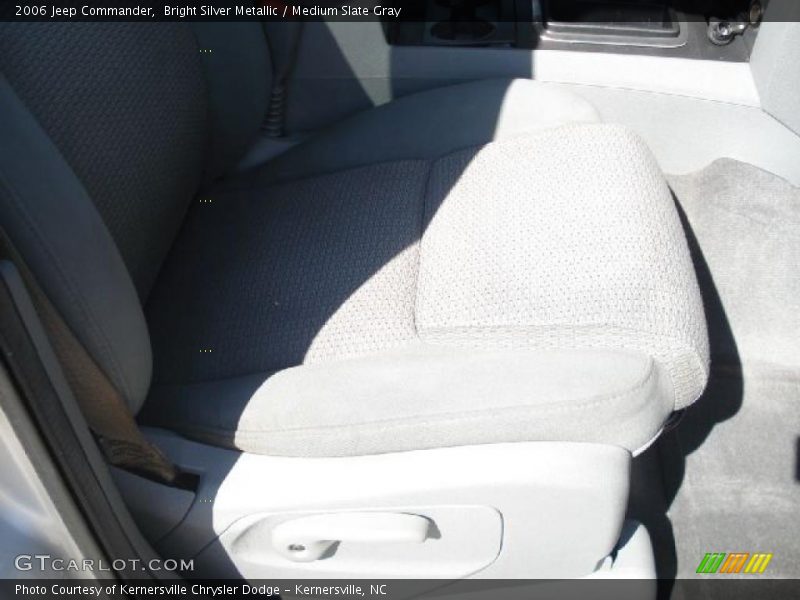 Bright Silver Metallic / Medium Slate Gray 2006 Jeep Commander
