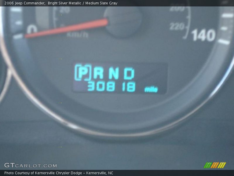 Bright Silver Metallic / Medium Slate Gray 2006 Jeep Commander