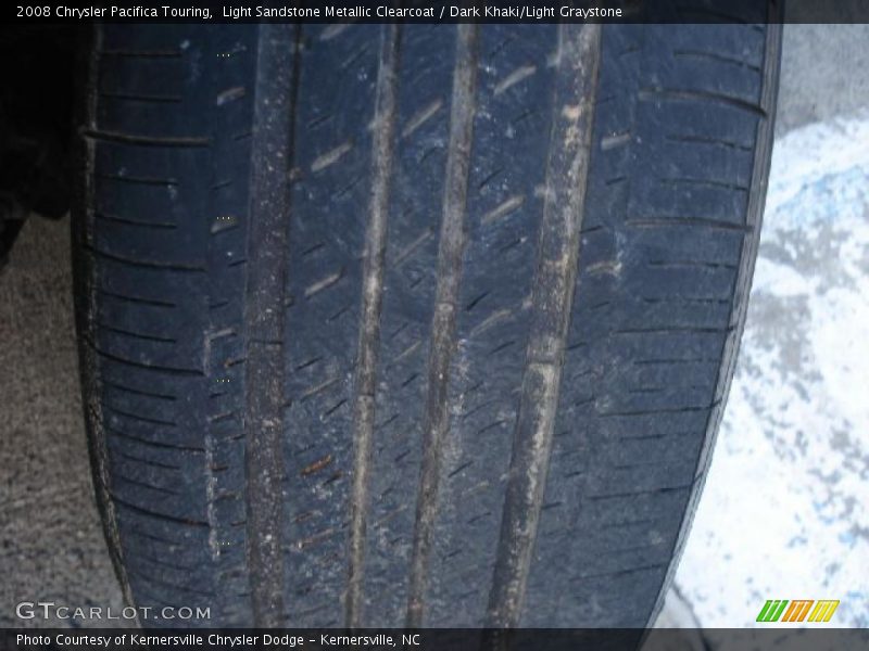 Light Sandstone Metallic Clearcoat / Dark Khaki/Light Graystone 2008 Chrysler Pacifica Touring