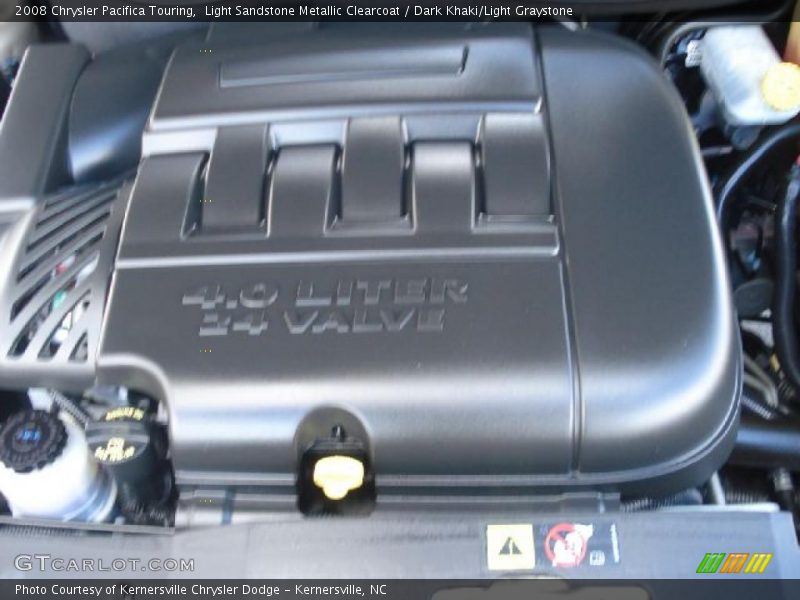 Light Sandstone Metallic Clearcoat / Dark Khaki/Light Graystone 2008 Chrysler Pacifica Touring