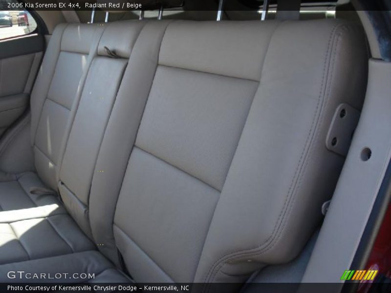 Radiant Red / Beige 2006 Kia Sorento EX 4x4