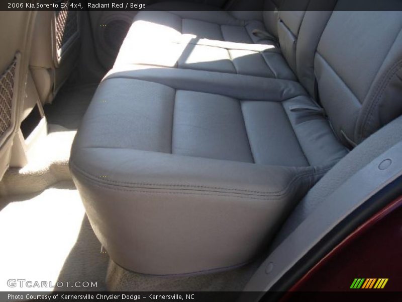 Radiant Red / Beige 2006 Kia Sorento EX 4x4