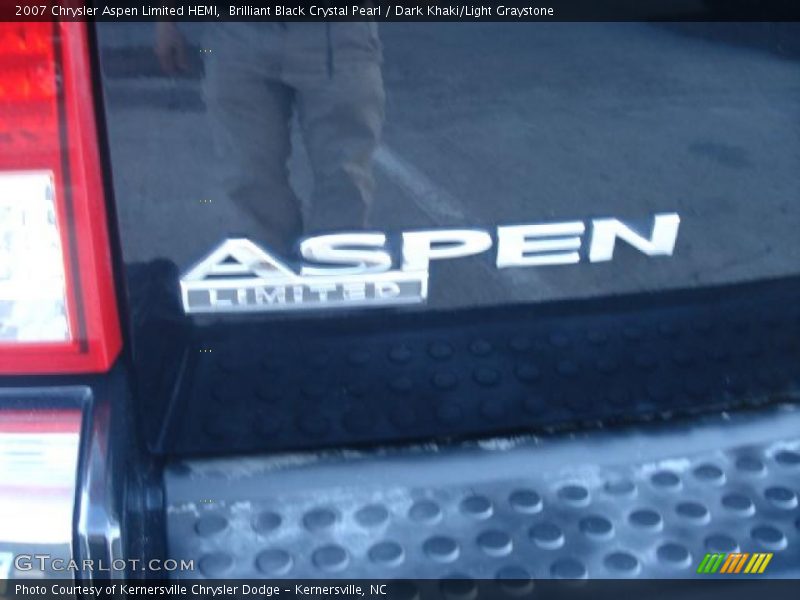 Brilliant Black Crystal Pearl / Dark Khaki/Light Graystone 2007 Chrysler Aspen Limited HEMI