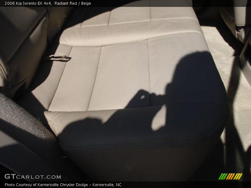 Radiant Red / Beige 2006 Kia Sorento EX 4x4