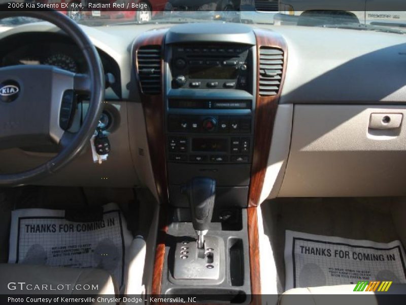 Radiant Red / Beige 2006 Kia Sorento EX 4x4